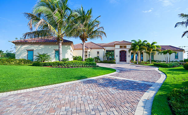 Lake Summerset, IL Driveway Pavers Pros